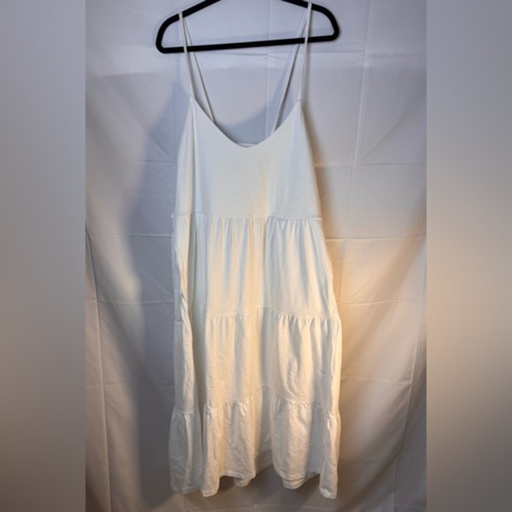 Old Navy Cream Sleeveless Dress